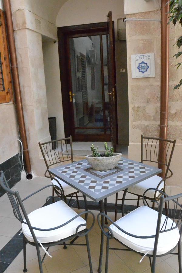 סירקוזה Ortys Casa Vacanze מראה חיצוני תמונה