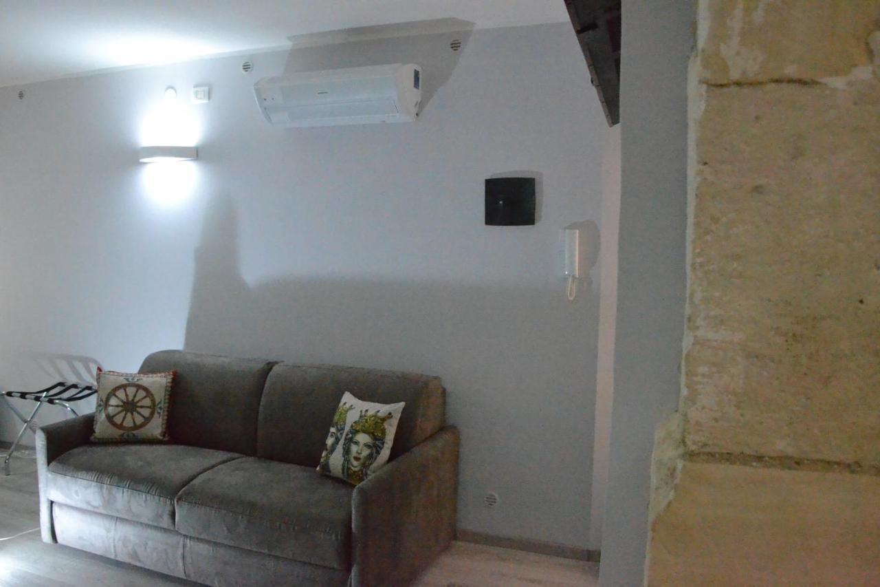 סירקוזה Ortys Casa Vacanze מראה חיצוני תמונה